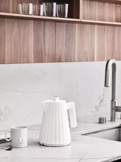 Alessi Plissé Waterkoker 1,7L Rood -Exporteren Accessoires & Meubels Winkel x886x886 alessi pliss waterkoker 1 7l4.jpg.pagespeed.ic .dNPcSiP6Ld