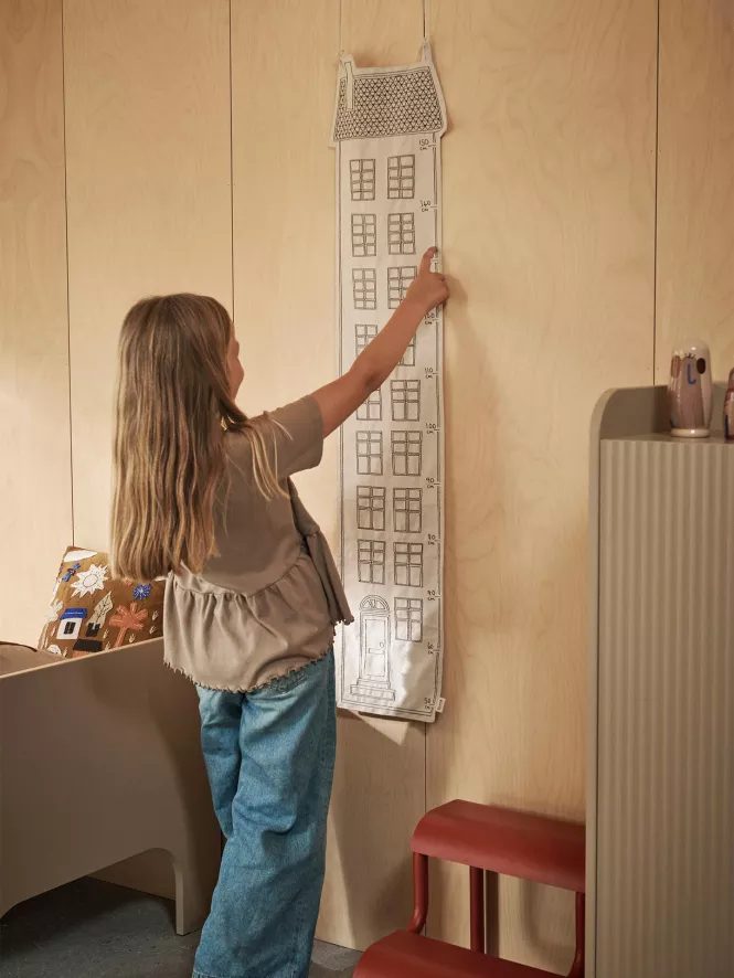 Ferm Living Abode Groeimeter Speelgoed 3 Ferm Living Abode Groeimeter Speelgoed - Afbeelding 3