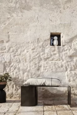 Ferm Living Calm Kussen 88x38 Camel/Black -Exporteren Accessoires & Meubels Winkel x886x886 ferm living calm kussen 88x382.jpg.pagespeed.ic .W Jvlz 0fI