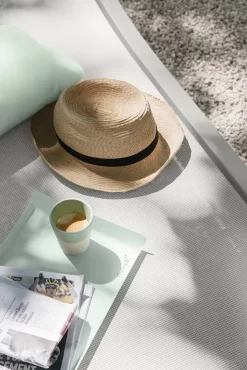 Fermob Alto Tray Dienblad 36x23 Cactus -Exporteren Accessoires & Meubels Winkel x886x886 fermob aliz fauteuil.jpg.pagespeed.ic .LqkdwtWGPo