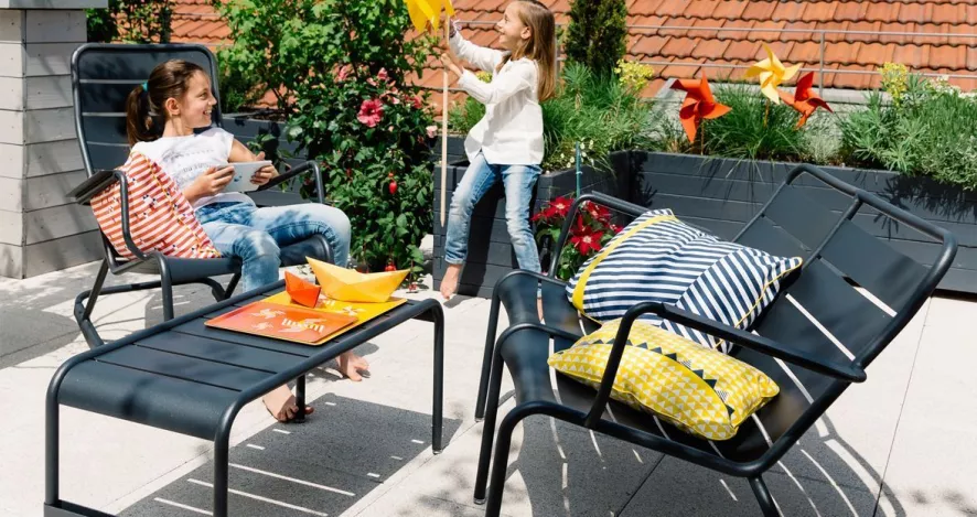 Fermob Luxembourg Voetenbank Large Red Ochre 2 Fermob Luxembourg Voetenbank Large Red Ochre - Afbeelding 2