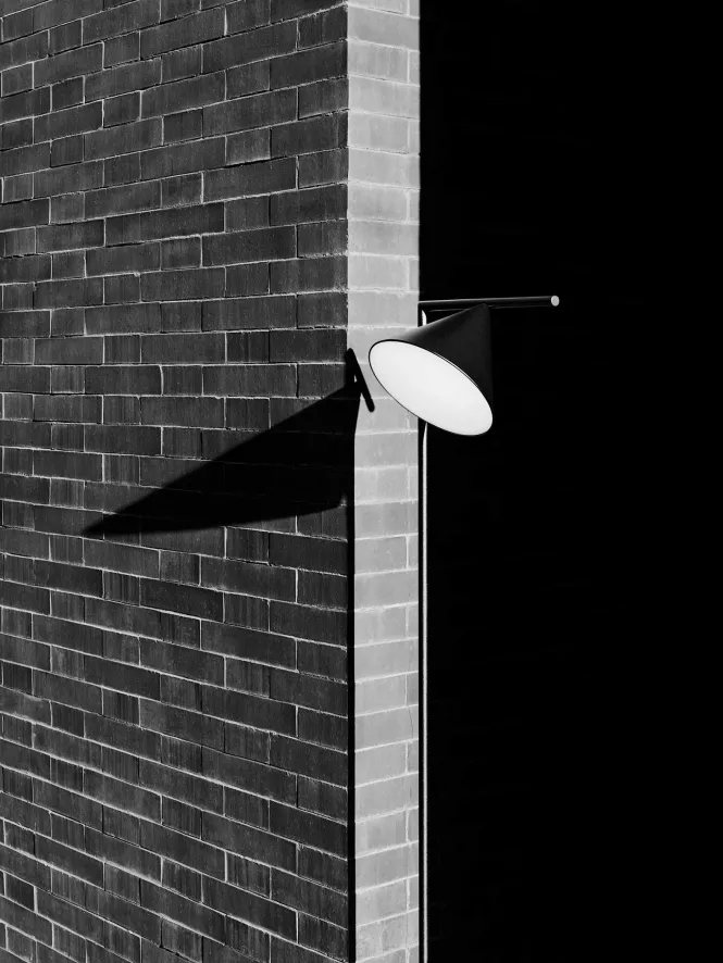 Flos Captain Flint Outdoor Vloerlamp LED 3000K Zwart/zwart Lava 8 Flos Captain Flint Outdoor Vloerlamp LED 3000K Zwart/zwart Lava - Afbeelding 8