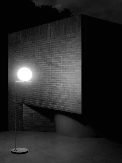 Flos IC Lights F1 Outdoor Vloerlamp Donkerbruin, Voet Beige -Exporteren Accessoires & Meubels Winkel x886x886 flos ic f1 outdoor vloerlamp21.jpg.pagespeed.ic .3N1kdwoPDs