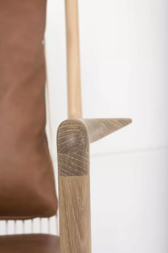 Gazzda Dedo Lounge Chair Whitewash Dakar Leather Whiskey 2732 15 Gazzda Dedo Lounge Chair Whitewash Dakar Leather Whiskey 2732 - Afbeelding 15