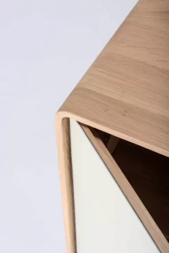 Gazzda Fina Dressoir 118 Met Deur Mushroom 4176 Whitewash -Exporteren Accessoires & Meubels Winkel x886x886 gazzda fina dressoir 118 met deur28.jpg.pagespeed.ic .D7998otAKI