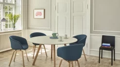 Hay Copenhague CPH25 Tafel 140, Gezeept Eiken, Off White Linoleum -Exporteren Accessoires & Meubels Winkel x886x886 hay about a chair aac25 soft stoel2.jpg.pagespeed.ic .Y9ZQBMsu1u