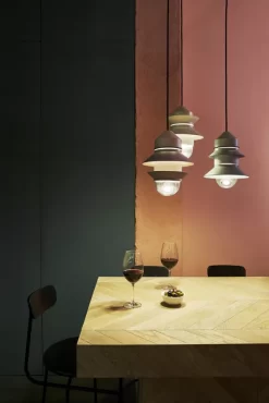 Marset Santorini Hanglamp Ø21.2 Off-white -Exporteren Accessoires & Meubels Winkel x886x886 marset santorini hanglamp6.jpg.pagespeed.ic .EwcFNRkomv