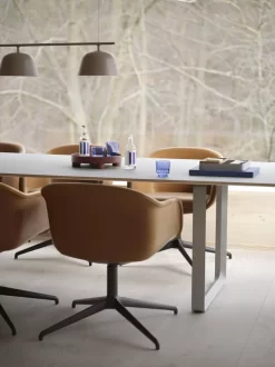 Muuto Fiber Conference Vergaderstoel Met Tilt Remix 133 -Exporteren Accessoires & Meubels Winkel x886x886 muuto fiber conference vergaderstoel met tilt9.jpg.pagespeed.ic .7AtFFBYkxg