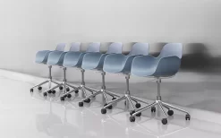 Normann Copenhagen Form Armchair Bureaustoel Met Zwart Onderstel, Blauw -Exporteren Accessoires & Meubels Winkel x886x886 normann copenhagen form armchair swivel stoel met aluminium onderstel7.jpg.pagespeed.ic . LexAau8y2