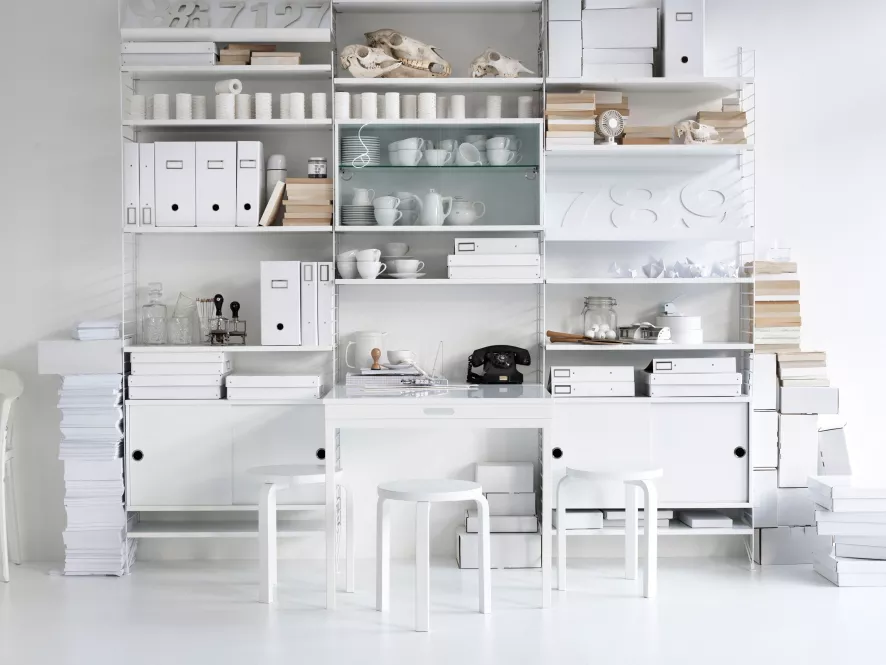 String Furniture Vitrinekast 78 X 30 X 42 Cm Zwart Gebeitst Essen 8 String Furniture Vitrinekast 78 X 30 X 42 Cm Zwart Gebeitst Essen - Afbeelding 8