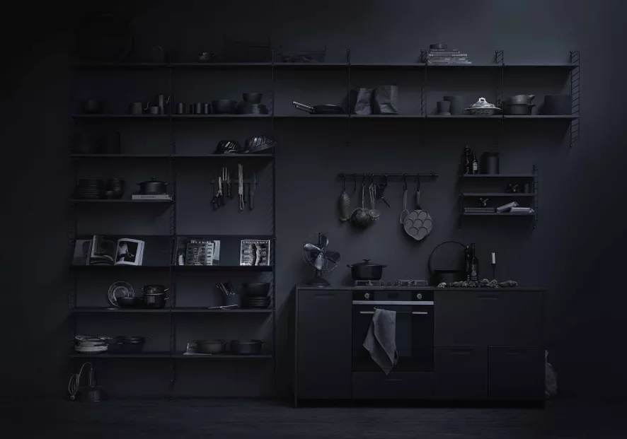 String Furniture Hoge Kast Large, Zwart 2 String Furniture Hoge Kast Large, Zwart - Afbeelding 2