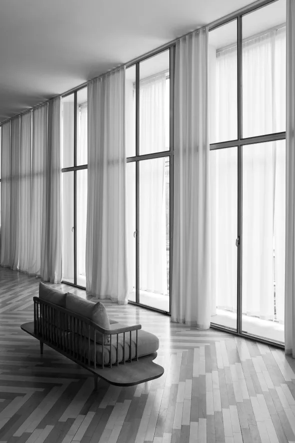 &tradition Fly SC2 Bank Gerookt Eiken Velvet 10 Twilight 12 &tradition Fly SC2 Bank Gerookt Eiken Velvet 10 Twilight - Afbeelding 12